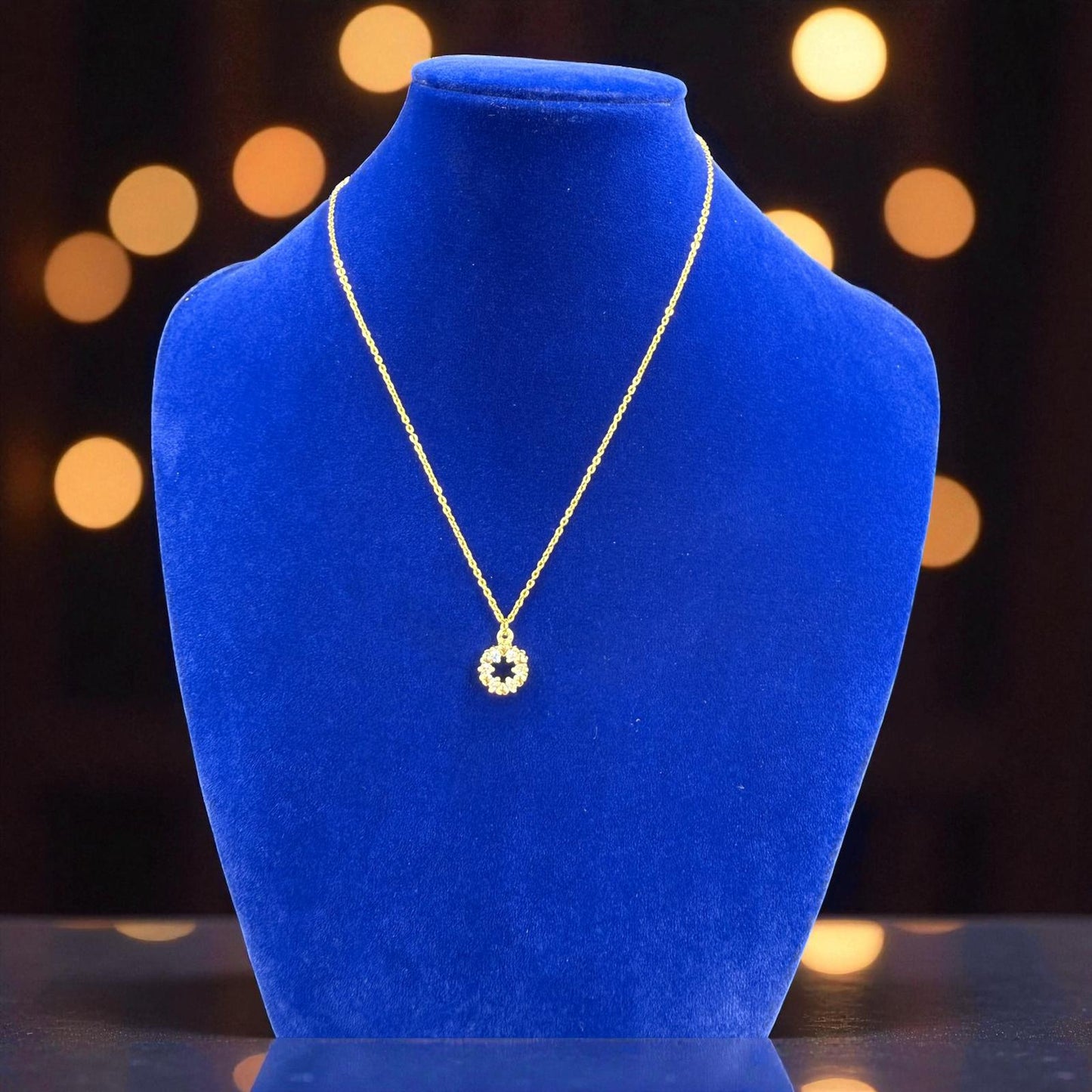 Elegante 18K Vergoldete Halskette mit Rundem Zirkonia-Anhänger