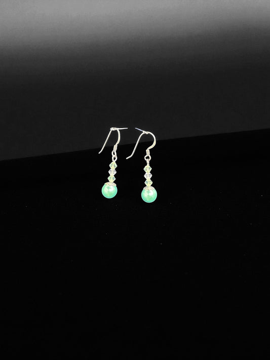 Handgefertigte Ohrringe aus 925er Sterling Silber mit Süßwasserperle und Kristallperlen – Elegantes Design in Grün