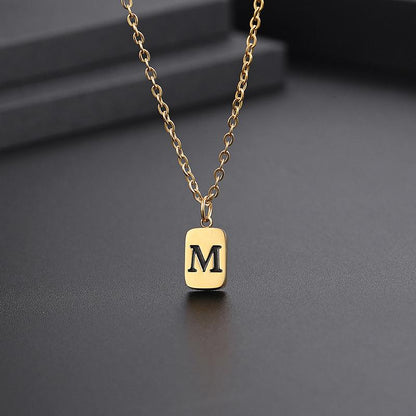 18K vergoldete Buchstaben-Halskette aus Messing – Individuelles Schmuckstück für jeden Anlass
